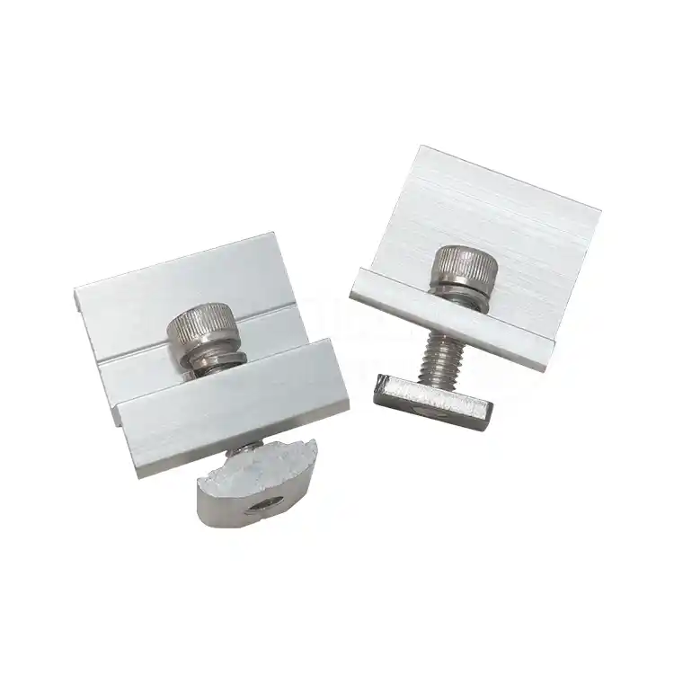 エンドクランプ